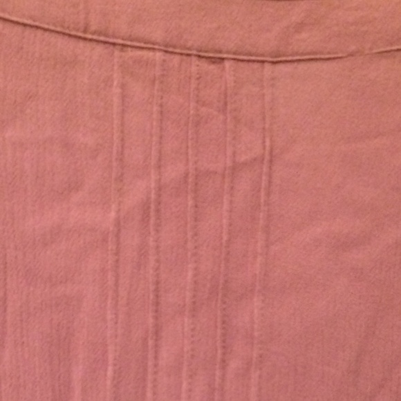 So pretty ladies shirt/blouse, size L with lace effect on wrist/bottom - Picture 3 of 8